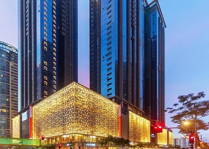 Stylish In Bgc Near Uptown Mall And St Lukes *