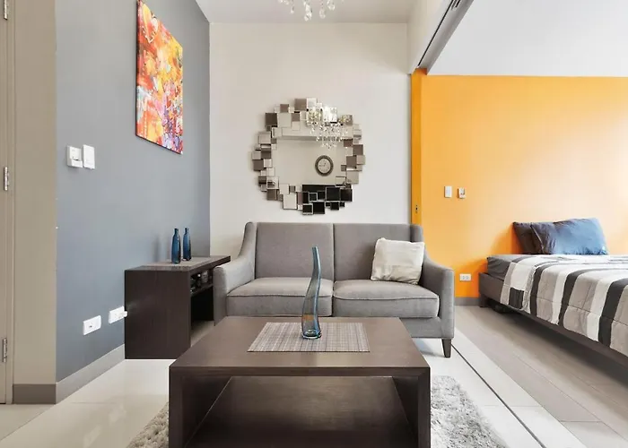 Stylish In Bgc Near Uptown Mall And St Lukes Apartamento