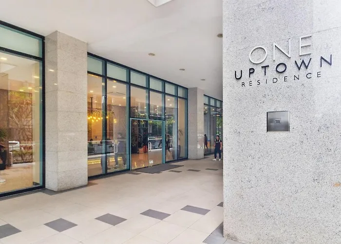 Stylish In Bgc Near Uptown Mall And St Lukes * Manila