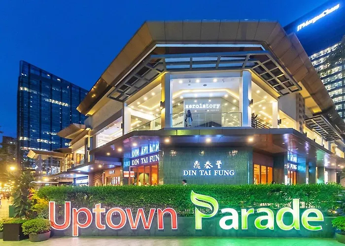 Stylish In Bgc Near Uptown Mall And St Lukes *